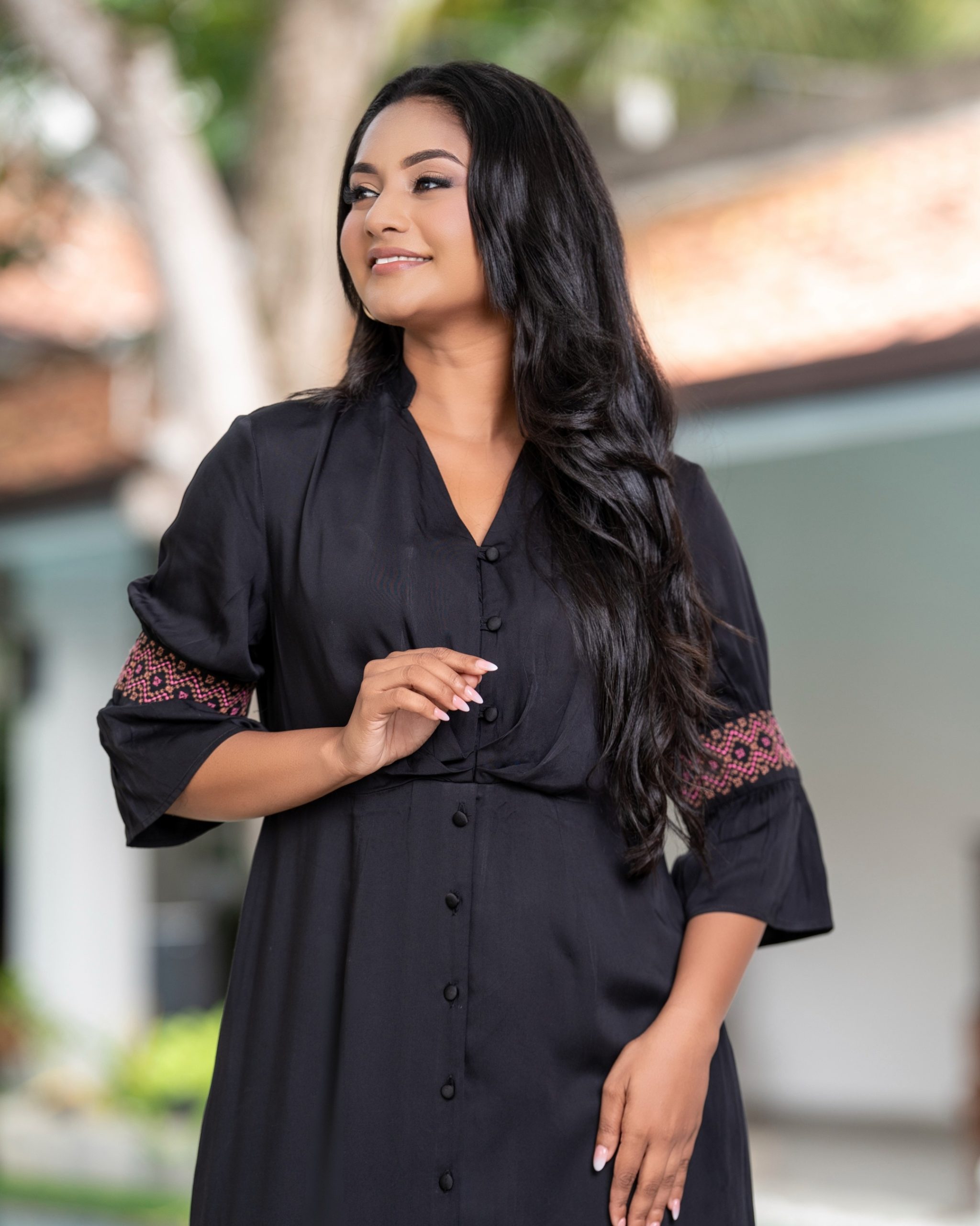 Button-Front Maxi Dress with Pleated Bust & Embroidered Sleeves - Image 5