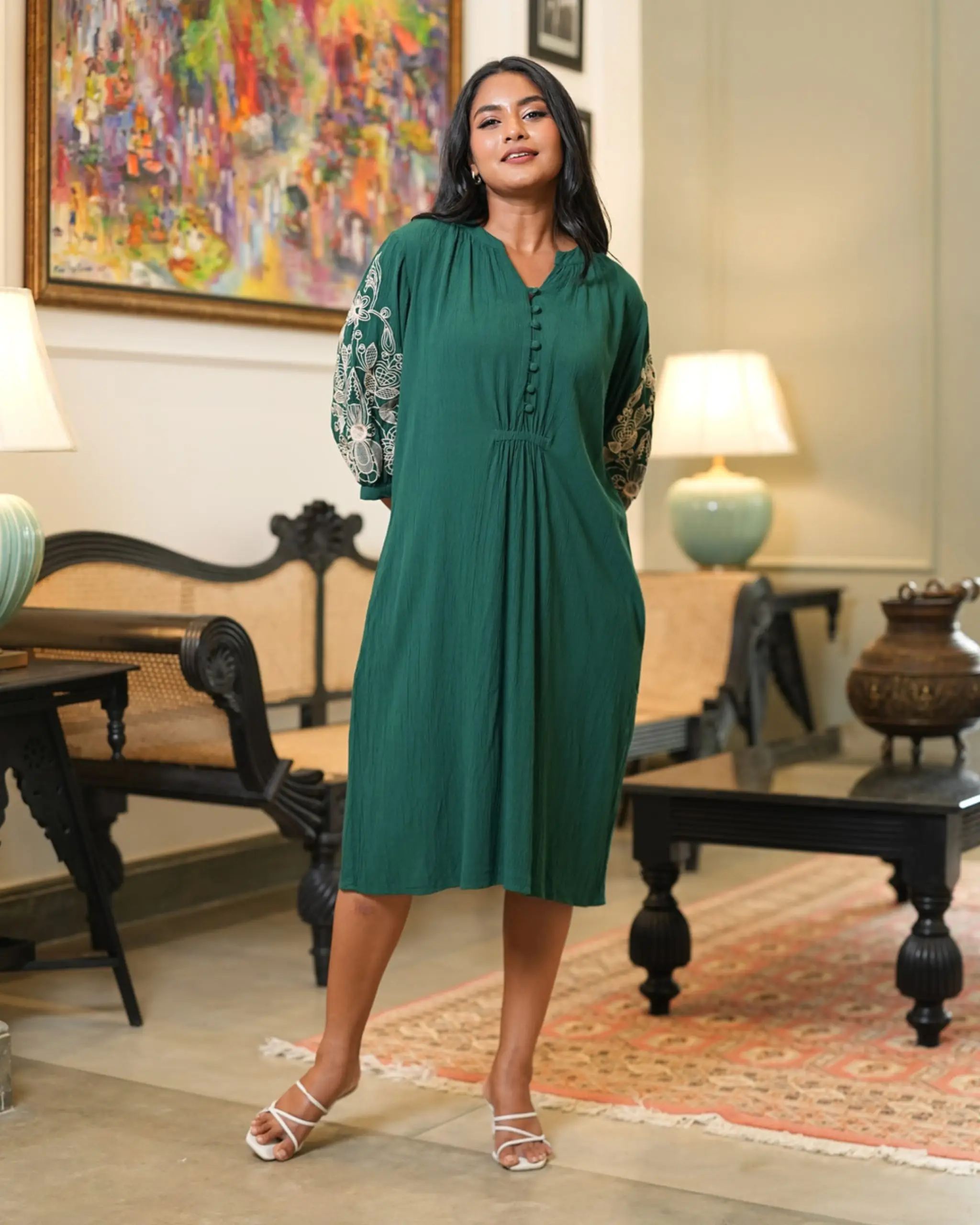 Embroidered Sleeve Crinkle Short Dress - Image 2