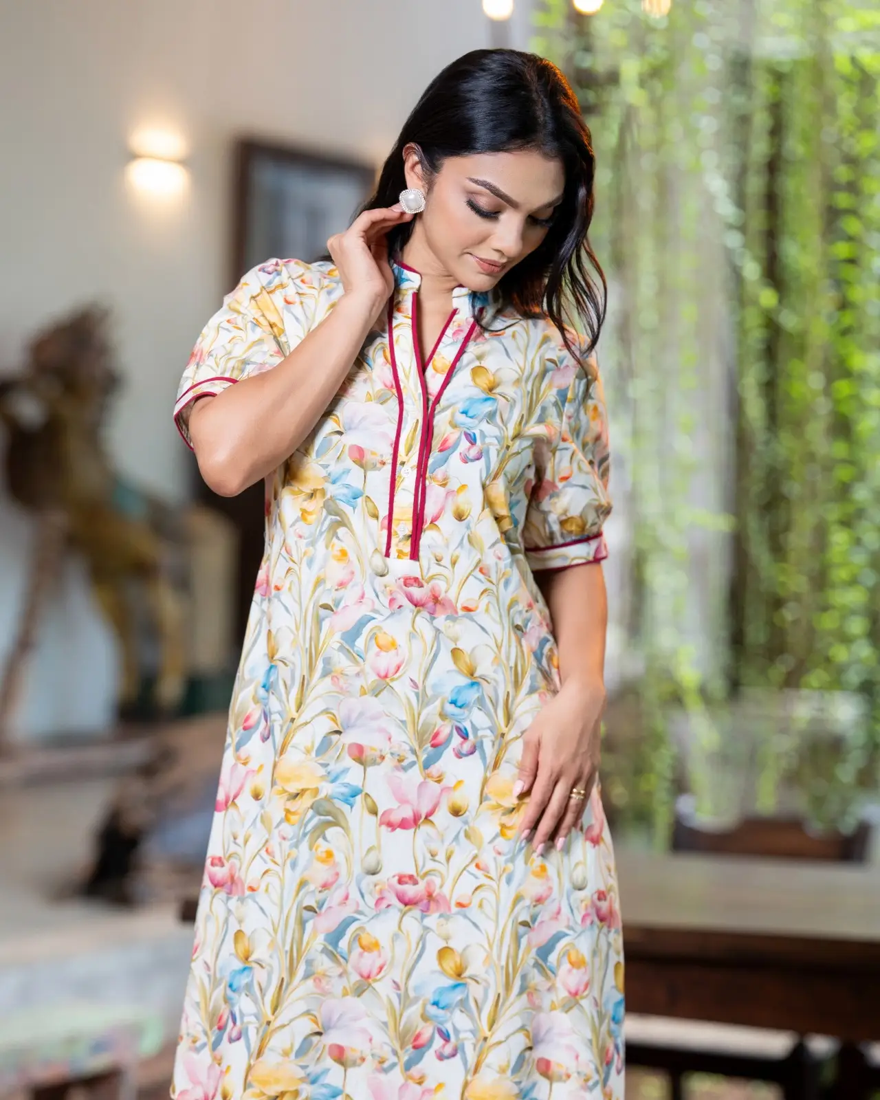 The Blossom Contrast Piped-Collar Short Dress - Image 4