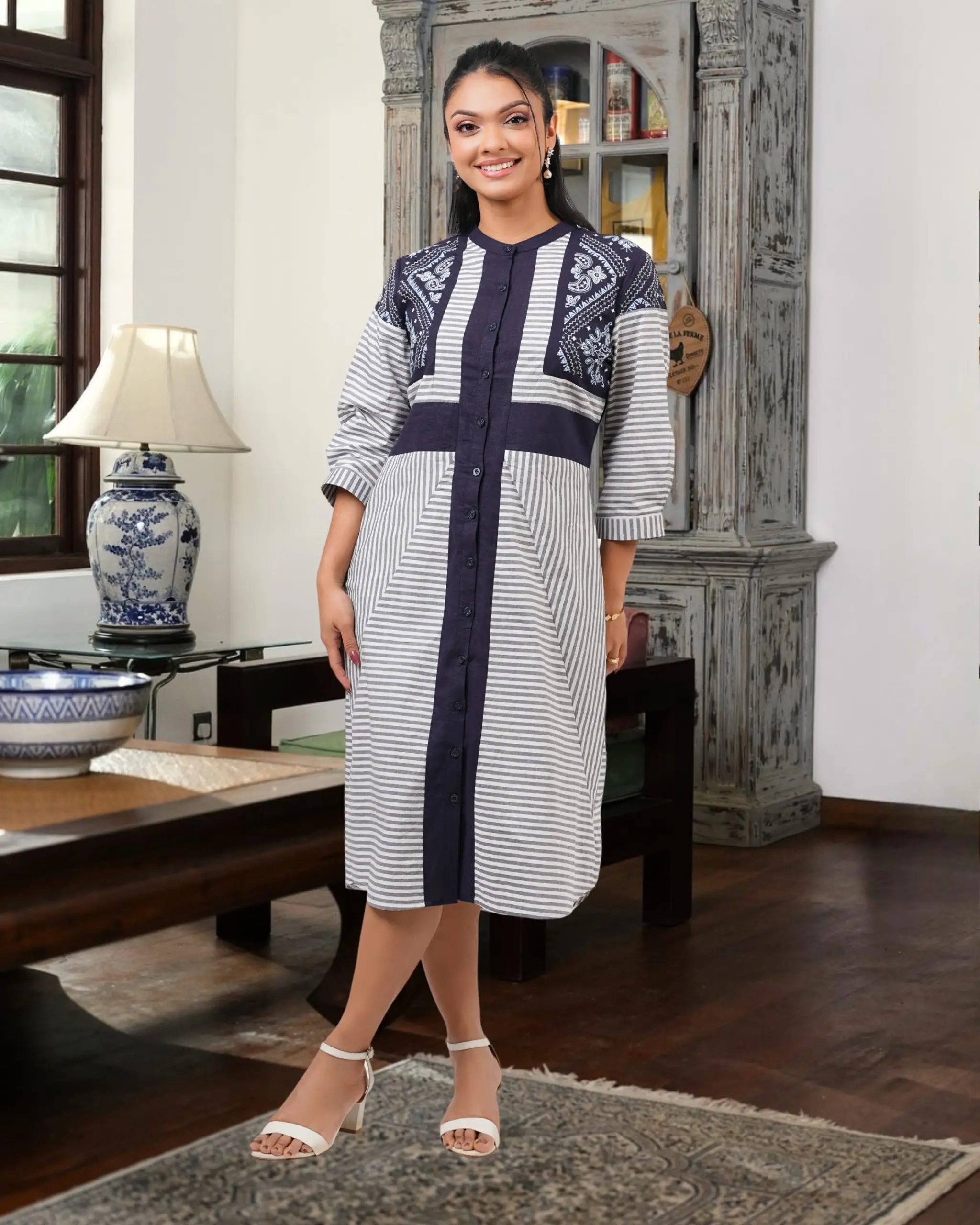Color Contrast  Embroidery Midi Dress