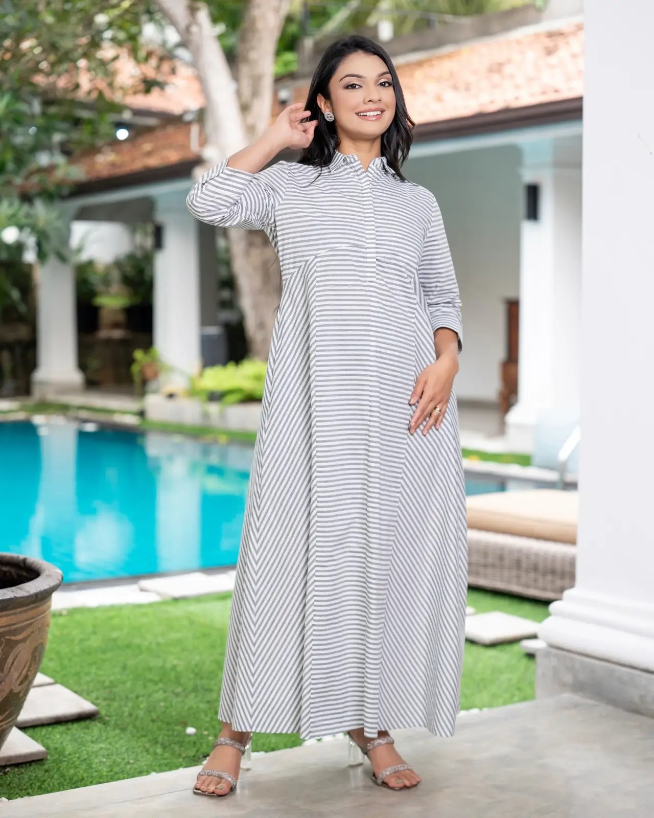 Curved-Empire Seam Stripe A-Line Maxi Dress - Image 2