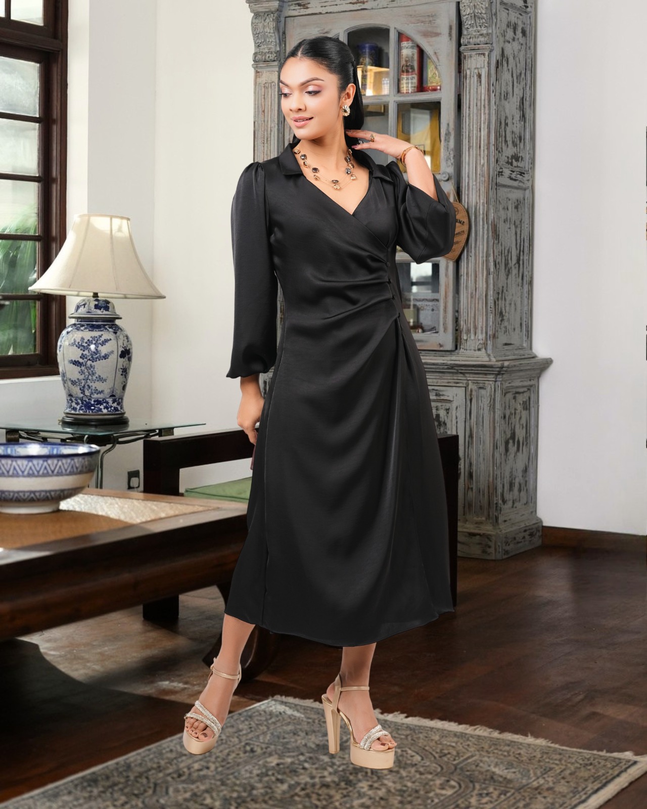 Puffed Sleeve Crossover Detailed Midi Dress - Image 4