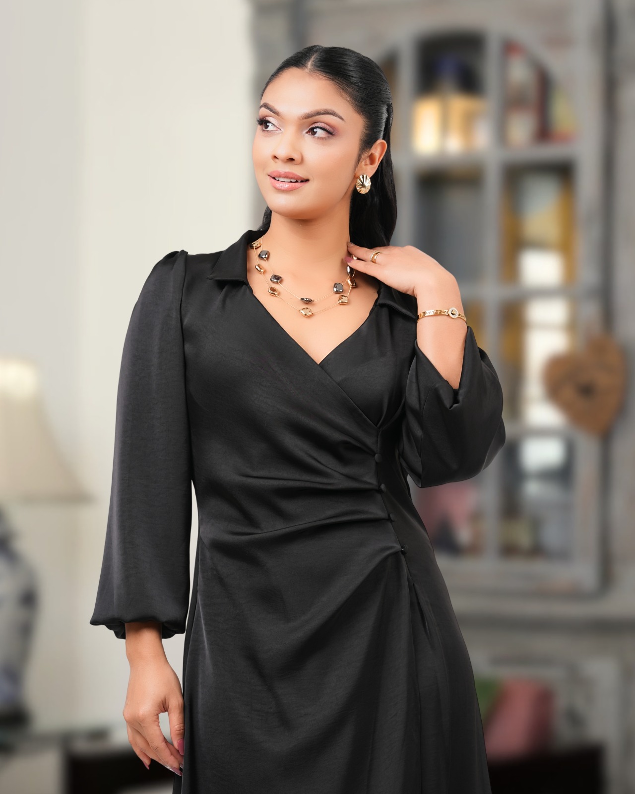 Puffed Sleeve Crossover Detailed Midi Dress - Image 5