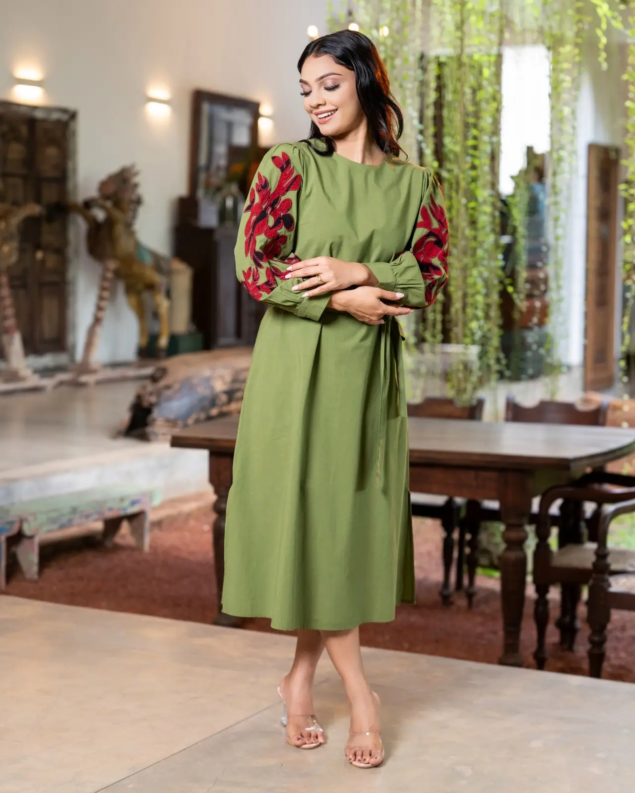The Crimson Bloom Olive Appliqe Detailed Midi Dress - Image 2