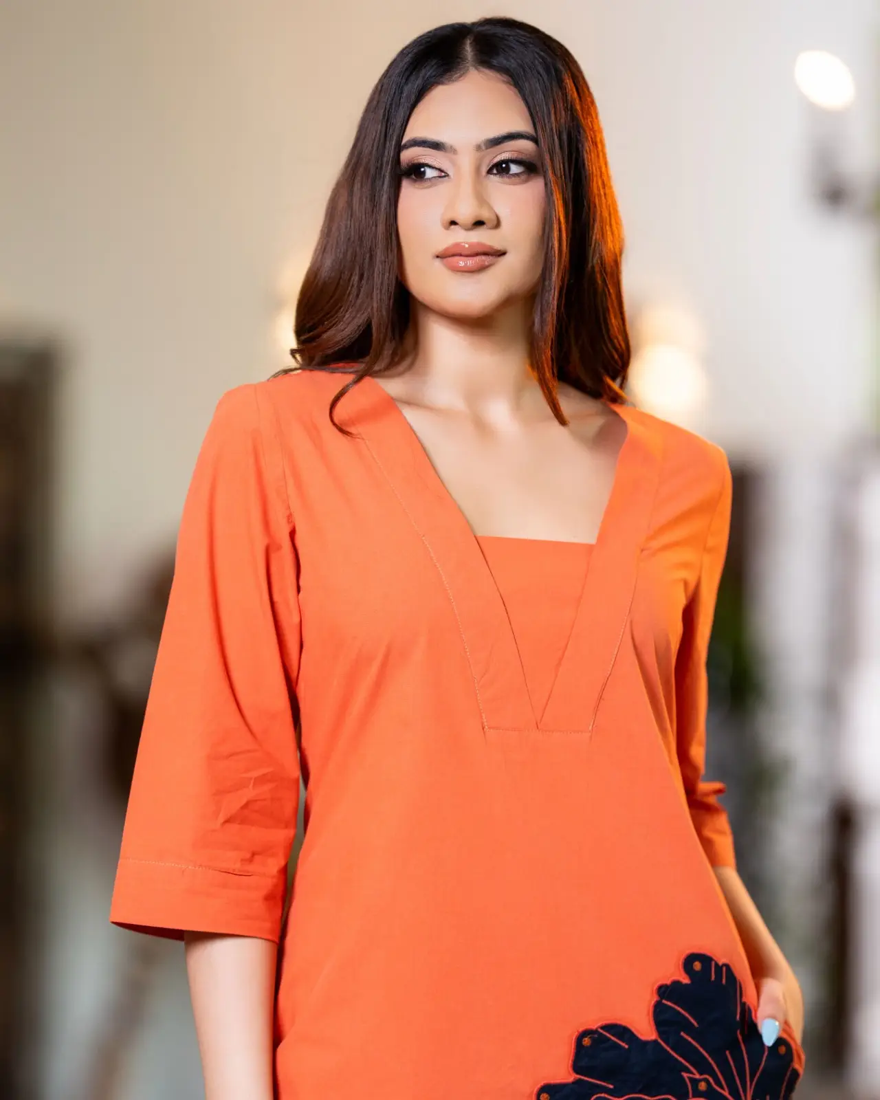 The Contrast Floral Appliqued V-Neck Short Dress - Image 5