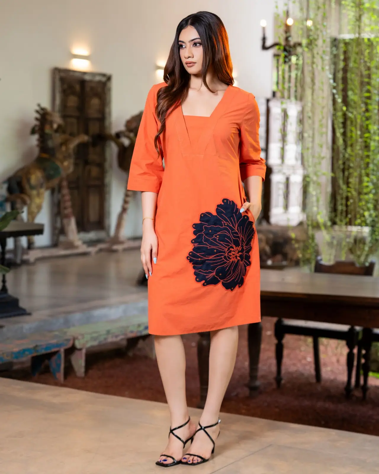 The Contrast Floral Appliqued V-Neck Short Dress - Image 2