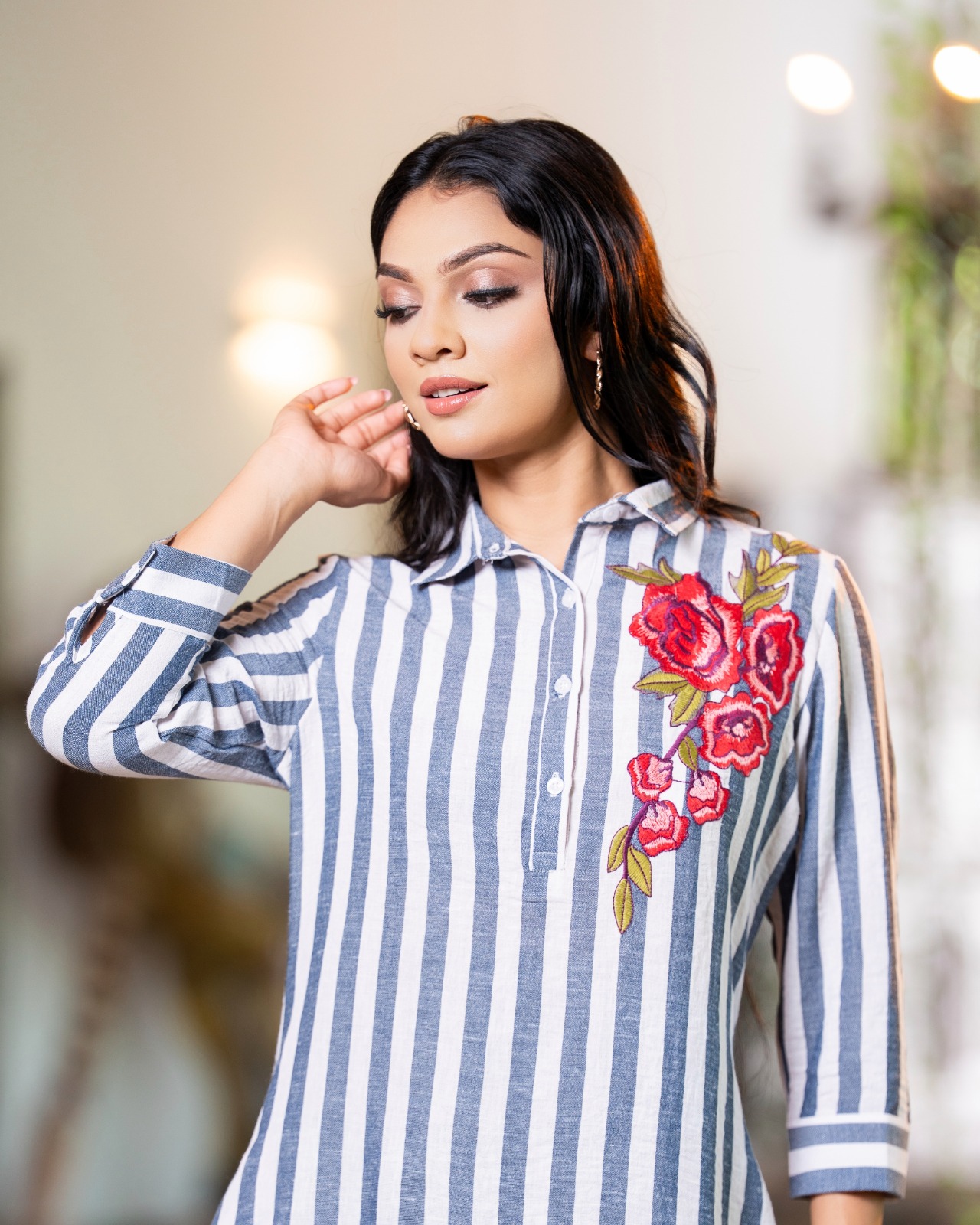 Stripe Detailed Rose Button Down Short Shirtdress - Image 5