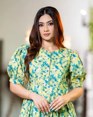 The Puff-Sleeve Pleated Waist Midi Dress