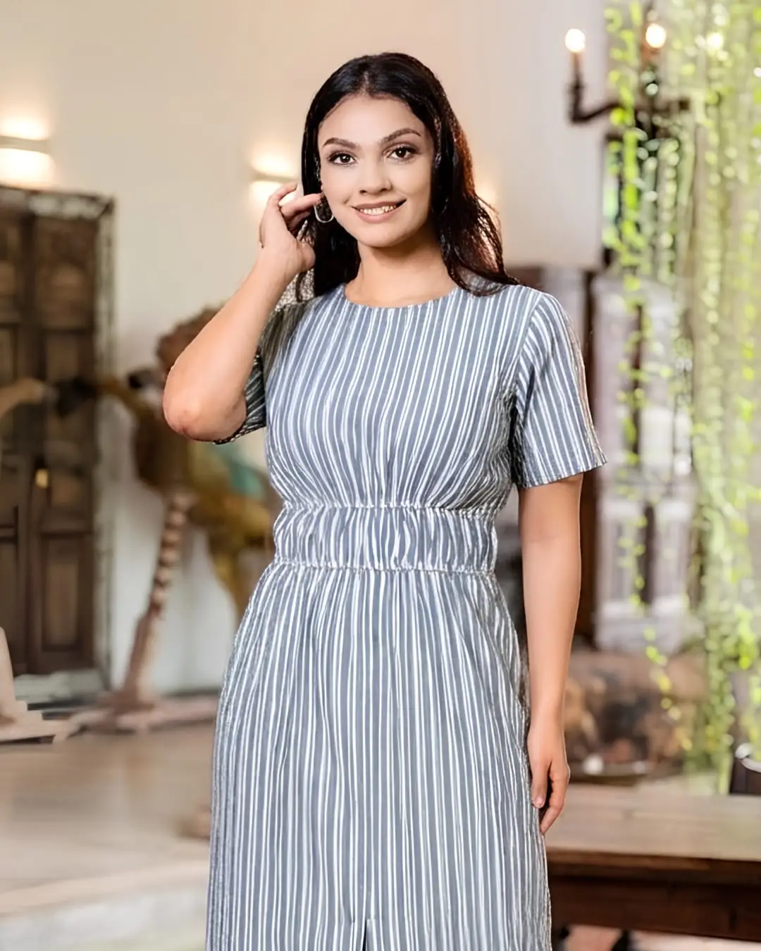 Monochrome Line Waist-Cinched Midi Dress - Image 4