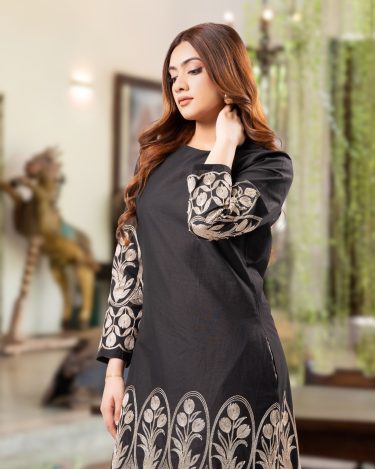 The Golden Arch Motif  Embroidered Short Shift Dress