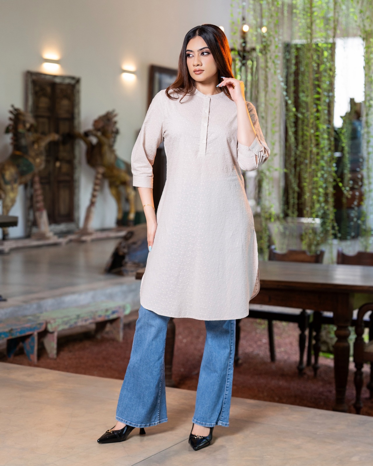 Button Down Curved-Hem Tunic Kuruta Top - Image 2