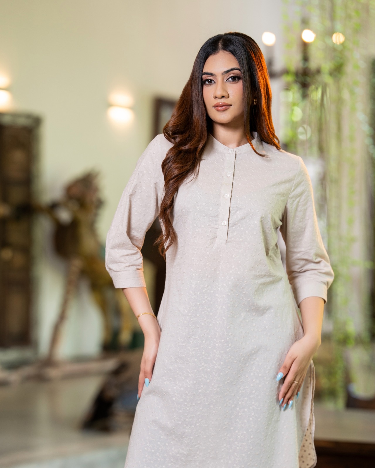 Button Down Curved-Hem Tunic Kuruta Top - Image 4