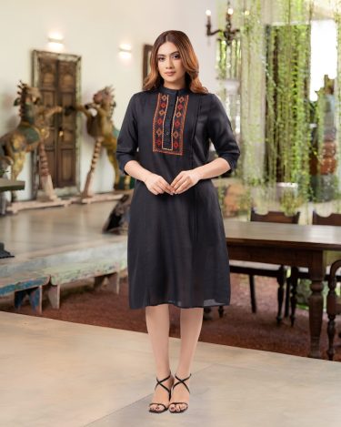 Geometric Embroidered Pintuck Detailed Short Dress